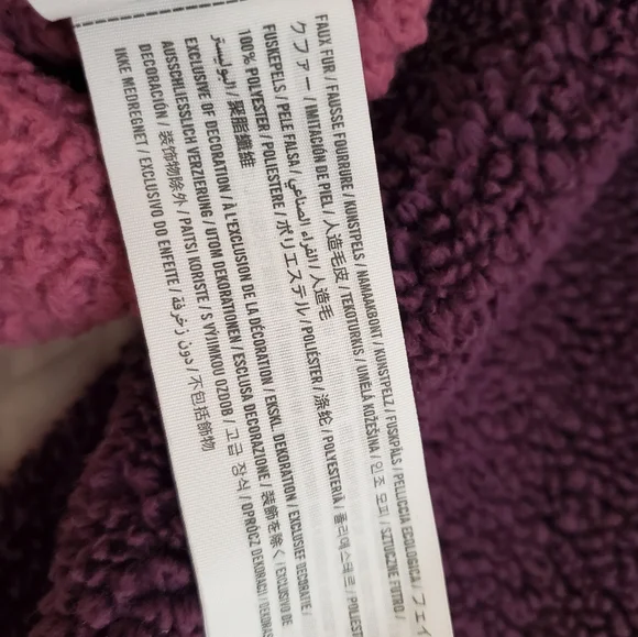 A&FITCH | Women's purple chevron color block faux-fur pullover sweater. Size M. - Picture 5 of 6